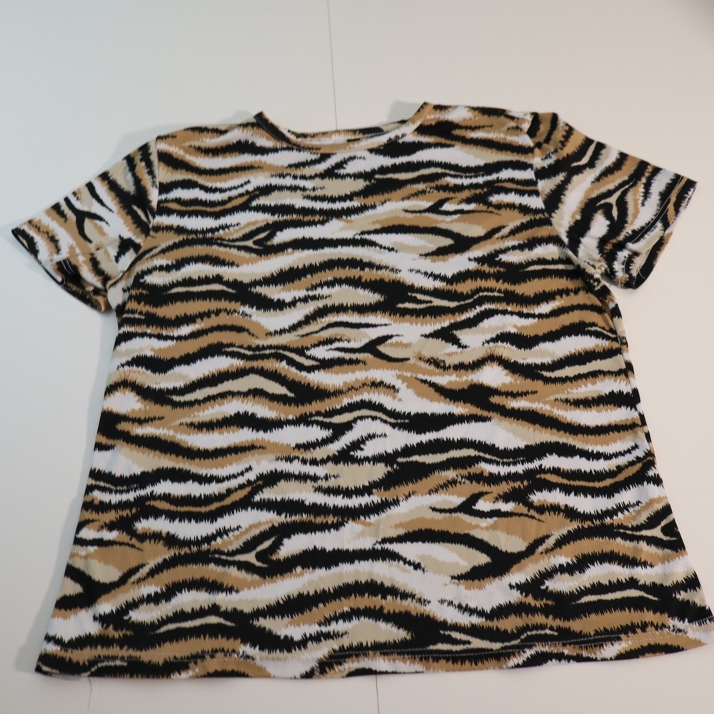 Animal Print Women's T- Shirt Size Medium Crew Neck